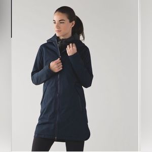 Lululemon Definitely Raining Jacket Inkwell 8